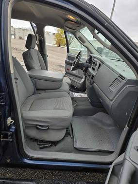 2009 Dodge Ram 2500 SLT Mega Cab