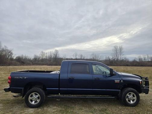 2009 Dodge Ram 2500 SLT Mega Cab