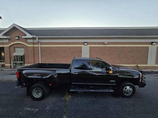 2018 Chevrolet Silverado 3500 High Country