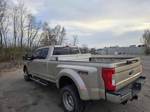 2017 Ford F-350 Lariat