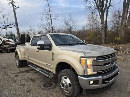 2017 Ford F-350 Lariat