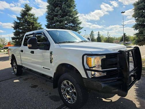 Oxford White 2017 Ford F-250 XL