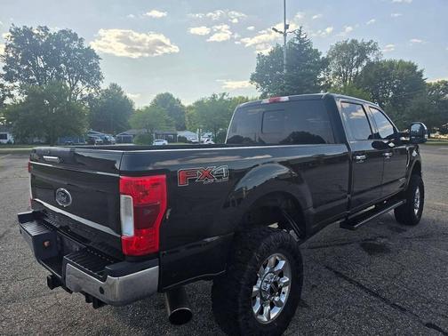 Shadow Black 2017 Ford F-250 Lariat