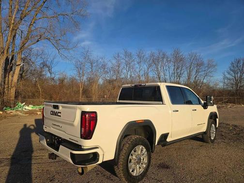 2021 GMC Sierra 2500 Denali