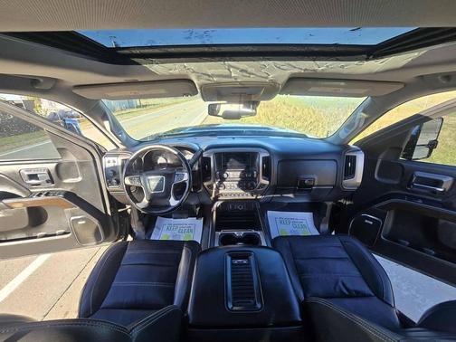 2017 GMC Sierra 2500 Denali