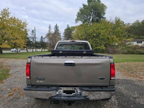 2002 Ford F-350 Lariat