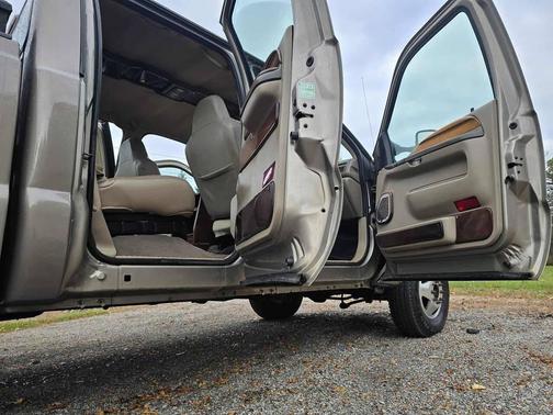 2002 Ford F-350 Lariat