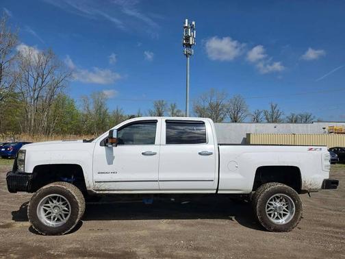 Summit White 2015 Chevrolet Silverado 2500 LTZ