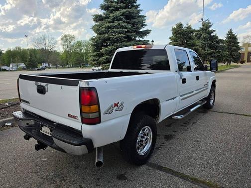 Summit White 2006 GMC Sierra 2500 SLT H/D Crew Cab