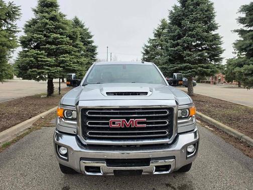 Quicksilver Metallic 2019 GMC Sierra 3500 SLT