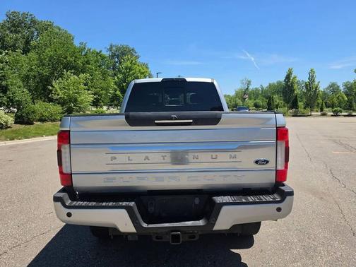 Ingot Silver 2018 Ford F-250 Platinum