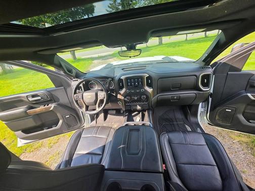 Summit White 2020 Chevrolet Silverado 3500 High Country