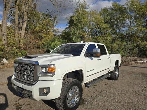 2019 GMC Sierra 2500 Denali