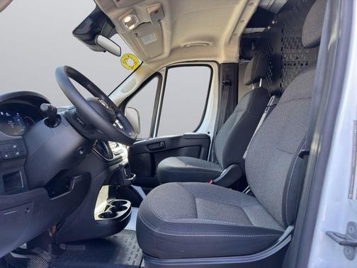 Bright White Clearcoat 2025 RAM ProMaster 2500 Tradesman