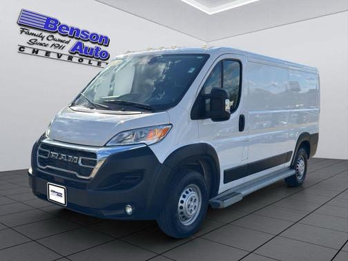 Bright White Clearcoat 2025 RAM ProMaster 2500 Tradesman