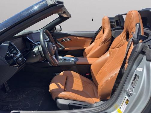 Glacier Silver Metallic 2021 BMW Z4 M40i