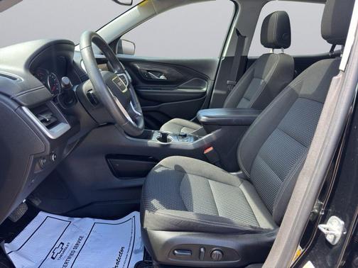 Ebony Twilight Metallic 2023 GMC Terrain SLE