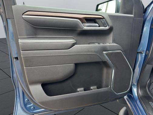 Lakeshore Blue Metallic 2024 Chevrolet Silverado 1500 LT