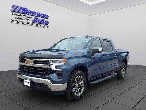 Lakeshore Blue Metallic 2024 Chevrolet Silverado 1500 LT