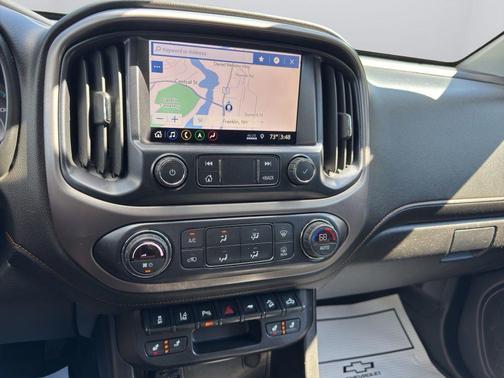 Summit White 2021 GMC Canyon AT4