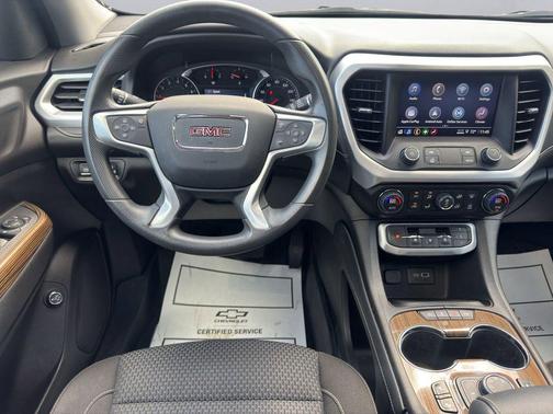 2022 GMC Acadia AWD SLE