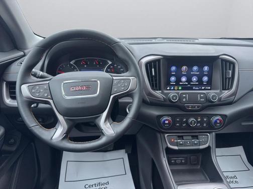 2024 GMC Terrain AWD AT4