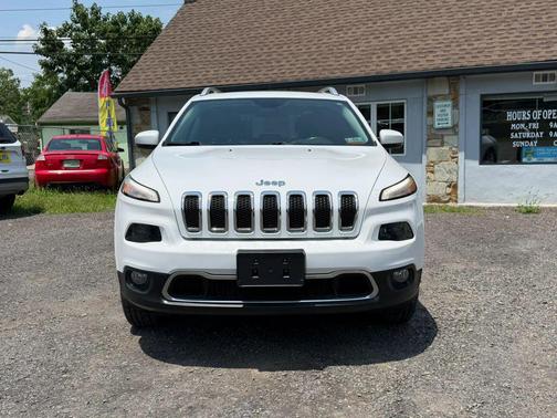Bright White Clearcoat 2015 Jeep Cherokee Sport