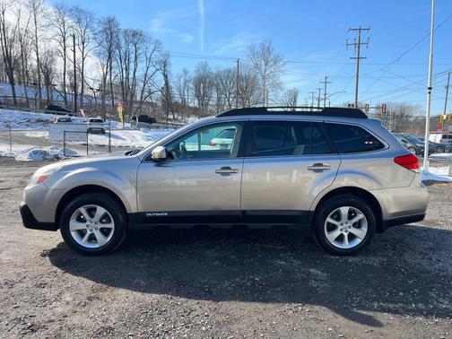 2014 Subaru Outback 2.5i Premium