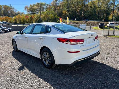 2020 Kia Optima LX
