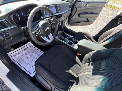 2020 Kia Optima LX