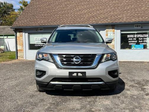 2019 Nissan Pathfinder S