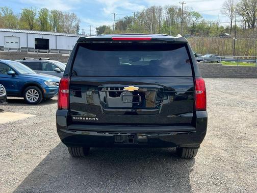 Black 2016 Chevrolet Suburban LT