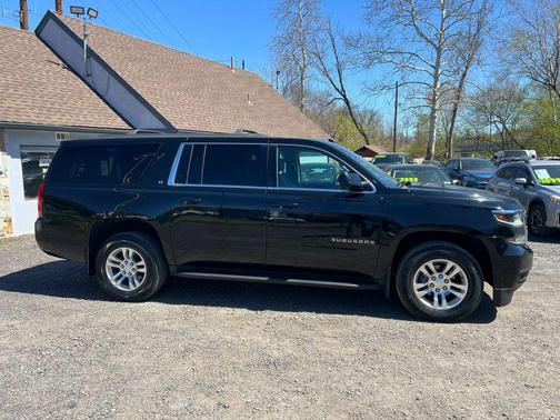 Black 2016 Chevrolet Suburban LT