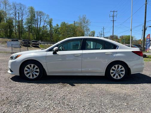 Crystal White Pearl 2017 Subaru Legacy Premium