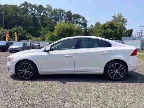 2016 Volvo S60 Inscription T5 Premier