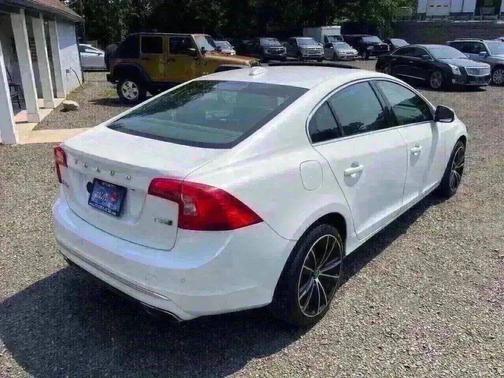 2016 Volvo S60 Inscription T5 Premier