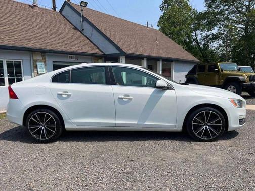 2016 Volvo S60 Inscription T5 Premier