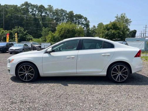 2016 Volvo S60 Inscription T5 Premier