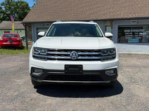 Pure White 2018 Volkswagen Atlas 3.6L SEL