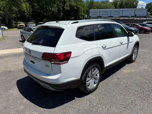 Pure White 2018 Volkswagen Atlas 3.6L SEL