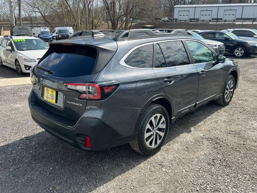 Magnetite Gray Metallic 2022 Subaru Outback Premium
