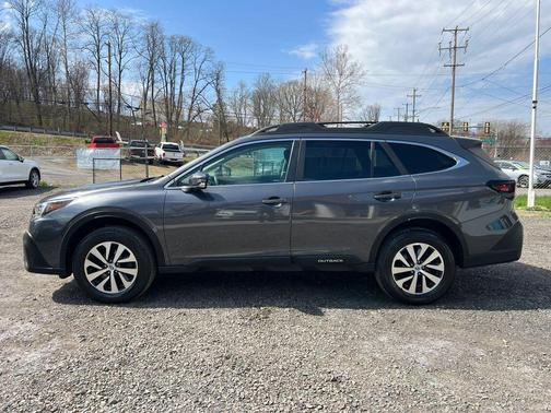 Magnetite Gray Metallic 2022 Subaru Outback Premium