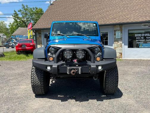 Hydro Blue Pearlcoat 2016 Jeep Wrangler Unlimited Rubicon