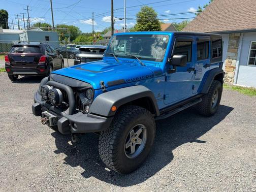 Hydro Blue Pearlcoat 2016 Jeep Wrangler Unlimited Rubicon