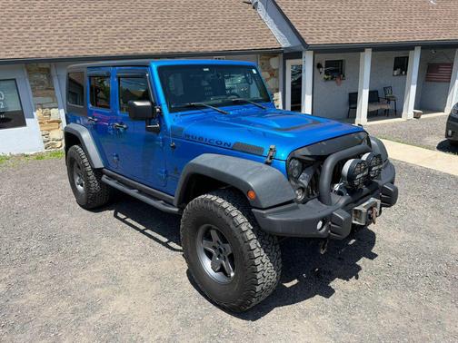 Hydro Blue Pearlcoat 2016 Jeep Wrangler Unlimited Rubicon