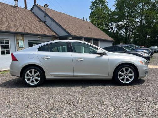 2016 Volvo S60 T5 Premier