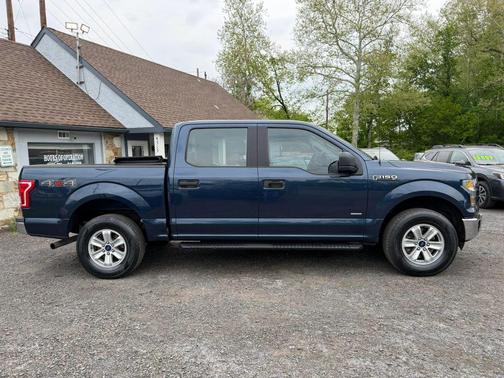 Blue 2016 Ford F-150 XL