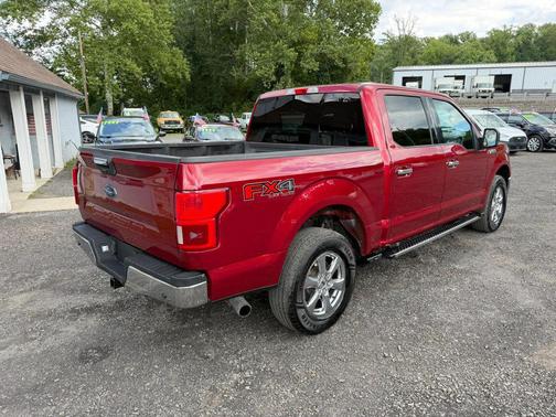 Ruby Red Metallic Tinted Clearcoat 2018 Ford F-150 XLT