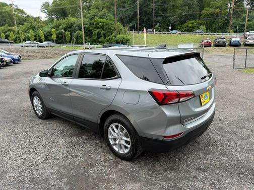 Gray 2023 Chevrolet Equinox LS