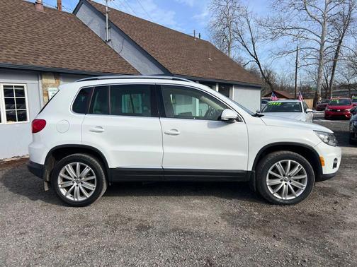 2016 Volkswagen Tiguan 2.0T SE 4MOTION